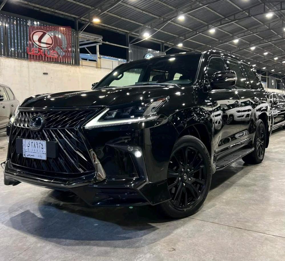 Lexus LX